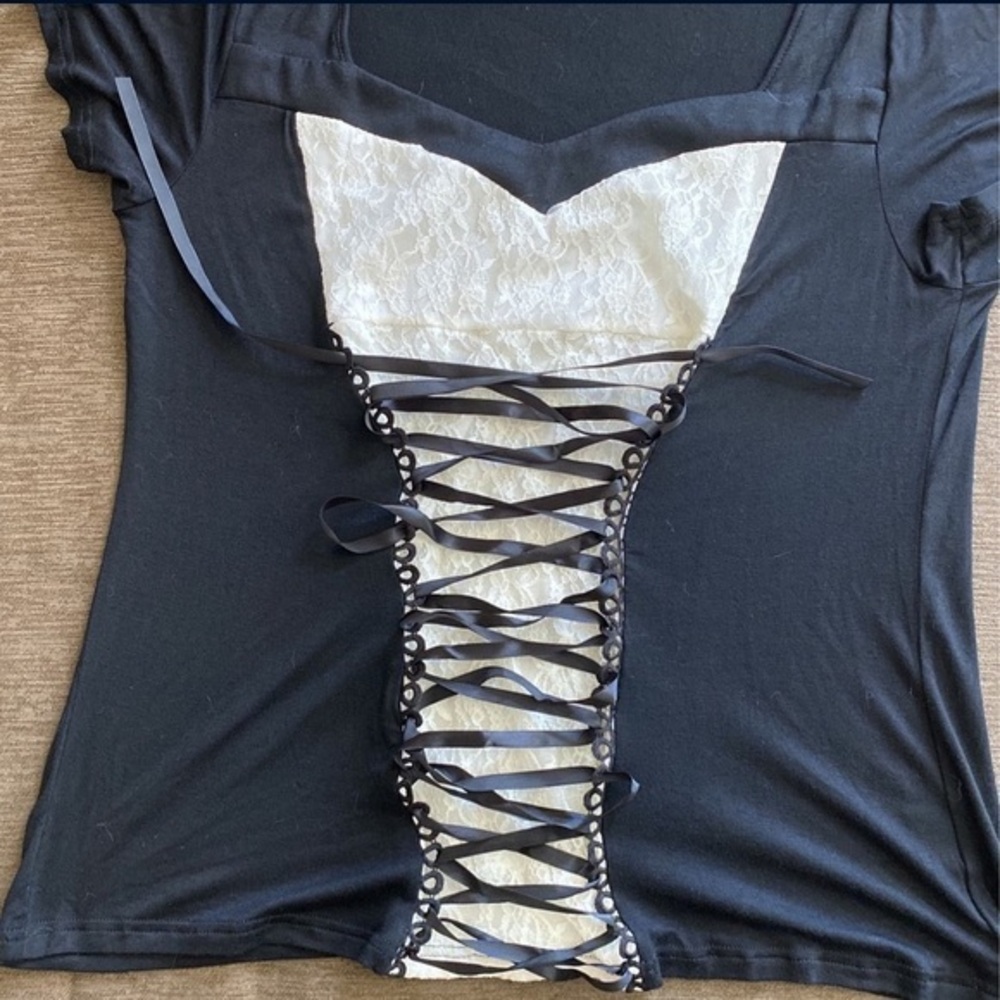 Black & white lace - bodice - lace up - corset style ladies shirt - ❤️
